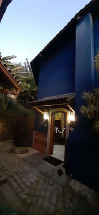 Imagem Casa com 3 Quartos à Venda, 200 m² em Vila Velha - Angra Dos Reis