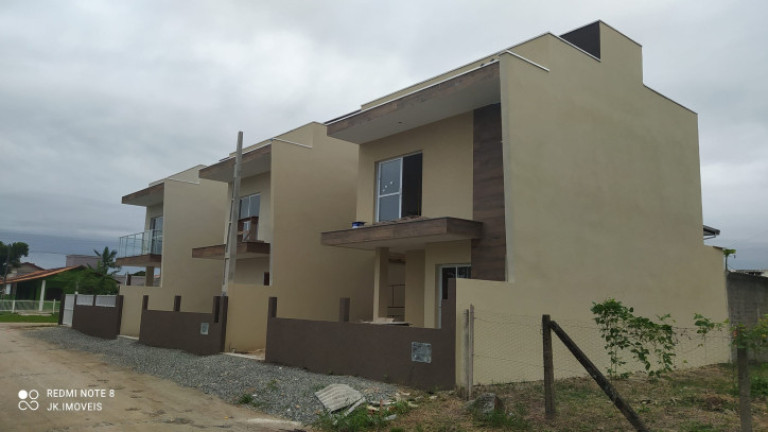 Imagem Sobrado com 3 Quartos à Venda, 101 m² em Balneário Cambiju - Itapoá Imagem Sobrado com 3 Quartos à Venda, 101 m² em Balneário Cambiju - Itapoá