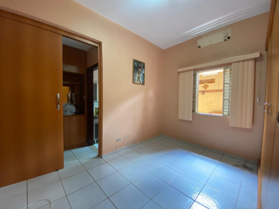 Imagem Casa com 3 Quartos à Venda, 111 m² em Vila Alba - Campo Grande
