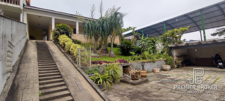 Imagem Casa com 4 Quartos à Venda, 134 m² em São Pedro - Teresópolis Imagem Casa com 4 Quartos à Venda, 134 m² em São Pedro - Teresópolis