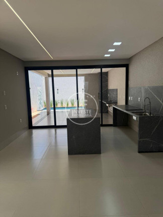 Imagem Sobrado com 3 Quartos à Venda, 175 m² em Jardim Vila Boa - Goiânia Imagem Sobrado com 3 Quartos à Venda, 175 m² em Jardim Vila Boa - Goiânia