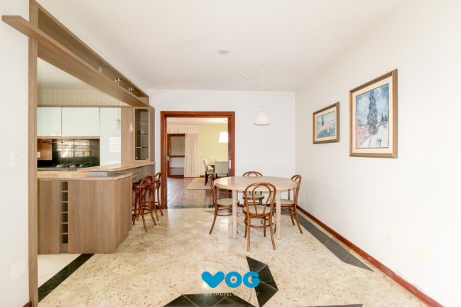 Imagem Casa com 3 Quartos à Venda, 280 m² em Chácara Das Pedras - Porto Alegre