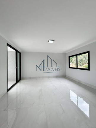 Imagem Casa com 4 Quartos à Venda, 551 m² em Jardim Caravelas 1ª Etapa - Goiânia Imagem Casa com 4 Quartos à Venda, 551 m² em Jardim Caravelas 1ª Etapa - Goiânia