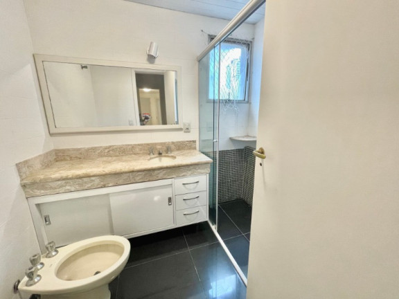 Imagem Imóvel com 3 Quartos à Venda, 126 m² em Pinheiros - São Paulo Imagem Imóvel com 3 Quartos à Venda, 126 m² em Pinheiros - São Paulo