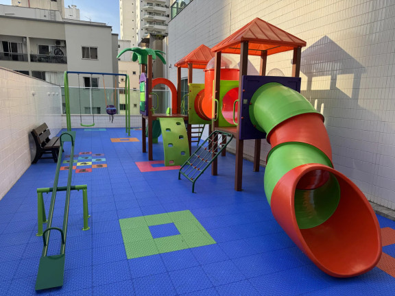 Imagem Apartamento com 3 Quartos à Venda, 134 m² em Centro - Balneário Camboriú Imagem Apartamento com 3 Quartos à Venda, 134 m² em Centro - Balneário Camboriú
