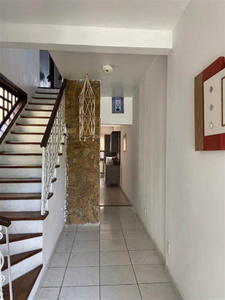 Imagem Sobrado com 2 Quartos à Venda, em Centro - São Vicente Imagem Sobrado com 2 Quartos à Venda, em Centro - São Vicente