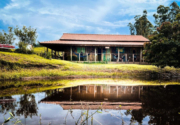 Imóvel com 13 Quartos à Venda, 10.000 m² em Sapucaí Mirim - Sapucaí Mirim