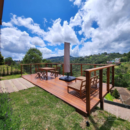 Imagem Casa com 4 Quartos à Venda, 230 m² em Recanto Araucária - Campos Do Jordão Imagem Casa com 4 Quartos à Venda, 230 m² em Recanto Araucária - Campos Do Jordão