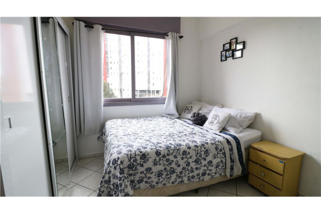 Imagem Imóvel com 1 Quarto à Venda, em Liberdade - São Paulo Imagem Imóvel com 1 Quarto à Venda, em Liberdade - São Paulo