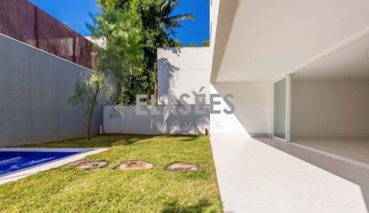 Imagem Casa com 4 Quartos à Venda, 398 m² em Granja Julieta - São Paulo Imagem Casa com 4 Quartos à Venda, 398 m² em Granja Julieta - São Paulo