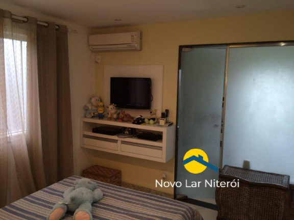 Imagem Casa de Condomínio com 3 Quartos à Venda, 245 m² em Sapê - Niterói Imagem Casa de Condomínio com 3 Quartos à Venda, 245 m² em Sapê - Niterói