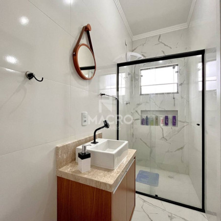 Imagem Casa com 3 Quartos à Venda, 96 m² em Jaraguá 99 - Jaraguá Do Sul Imagem Casa com 3 Quartos à Venda, 96 m² em Jaraguá 99 - Jaraguá Do Sul