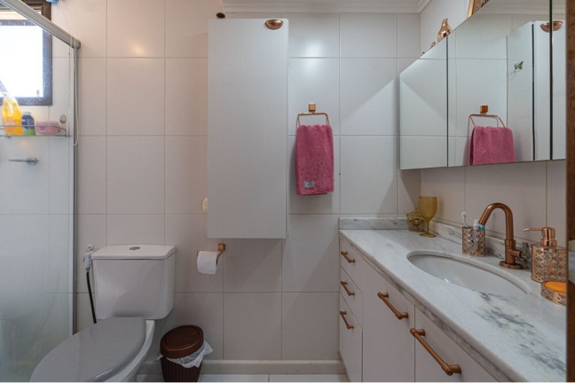 Imagem Apartamento com 3 Quartos à Venda, 80 m² em Menino Deus - Porto Alegre Imagem Apartamento com 3 Quartos à Venda, 80 m² em Menino Deus - Porto Alegre