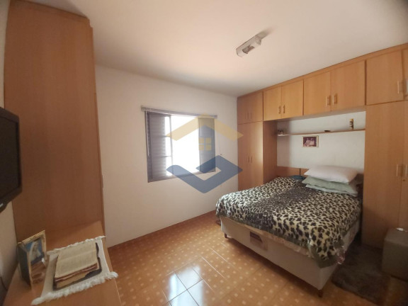 Imagem Casa com 4 Quartos à Venda, 215 m² em Vila Galvão - Jundiaí
