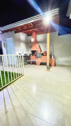 Imagem Casa com 3 Quartos à Venda, 250 m² Imagem Casa com 3 Quartos à Venda, 250 m²