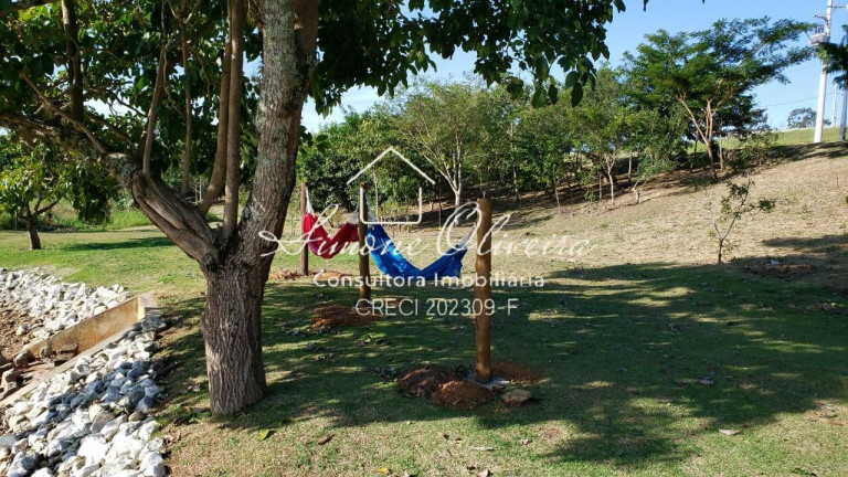 Imagem Terreno para Alugar, 324 m² em Itapecirica - Taubaté Imagem Terreno para Alugar, 324 m² em Itapecirica - Taubaté