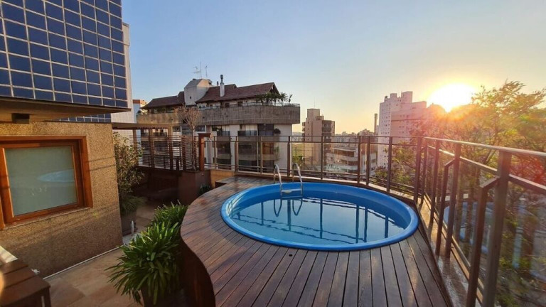 Imagem Cobertura com 3 Quartos à Venda, 197 m² em Petrópolis - Porto Alegre Imagem Cobertura com 3 Quartos à Venda, 197 m² em Petrópolis - Porto Alegre