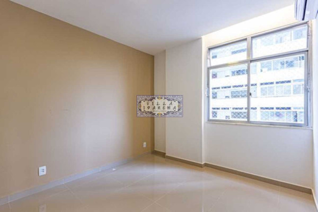 Imagem Apartamento com 2 Quartos à Venda, 68 m² em Lagoa - Rio De Janeiro Imagem Apartamento com 2 Quartos à Venda, 68 m² em Lagoa - Rio De Janeiro