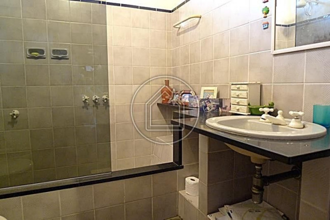 Imagem Casa com 4 Quartos à Venda, 289 m² em Santa Teresa - Rio De Janeiro