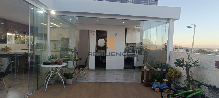 Cobertura com 3 Quartos à Venda, 128 m² em Santa Mônica - Belo Horizonte