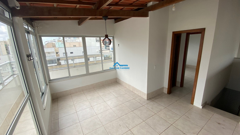 Imagem Apartamento com 5 Quartos à Venda, 326 m² Imagem Apartamento com 5 Quartos à Venda, 326 m²