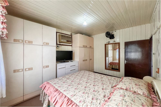 Imagem Casa com 3 Quartos à Venda, em Marechal Rondon - Canoas Imagem Casa com 3 Quartos à Venda, em Marechal Rondon - Canoas