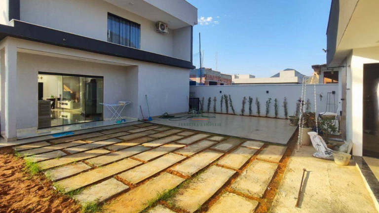 Imagem Casa com 4 Quartos à Venda, 240 m² em Inoã - Maricá Imagem Casa com 4 Quartos à Venda, 240 m² em Inoã - Maricá
