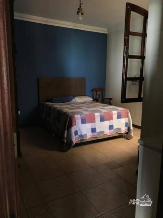 Imagem Casa com 5 Quartos à Venda, 301 m² em Zona 03 - Maringá Imagem Casa com 5 Quartos à Venda, 301 m² em Zona 03 - Maringá