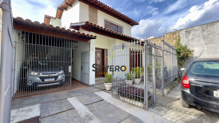 Imagem Casa de Condomínio com 4 Quartos à Venda, 229 m² em Centro - São Gonçalo