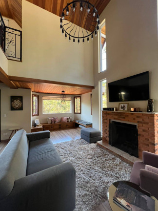 Imagem Casa com 3 Quartos à Venda, 158 m² em Vila Inglesa - Campos Do Jordão Imagem Casa com 3 Quartos à Venda, 158 m² em Vila Inglesa - Campos Do Jordão