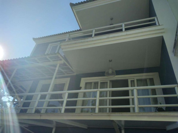 Casa com 3 Quartos à Venda, 248 m² em Vila Valqueire - Rio De Janeiro