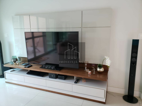 Imagem Casa com 4 Quartos à Venda, 400 m² em Tamboré - Santana De Parnaíba Imagem Casa com 4 Quartos à Venda, 400 m² em Tamboré - Santana De Parnaíba