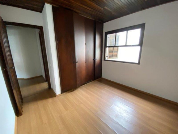 Imagem Imóvel com 4 Quartos à Venda, 230 m² em Alphaville - Santana De Parnaíba Imagem Imóvel com 4 Quartos à Venda, 230 m² em Alphaville - Santana De Parnaíba