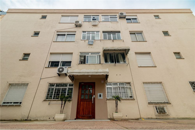 Imagem Imóvel com 2 Quartos à Venda,  em Passo Da Areia - Porto Alegre