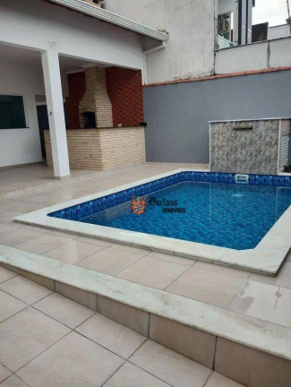 Casa com 3 Quartos à Venda, 140 m² em Centro - Peruíbe