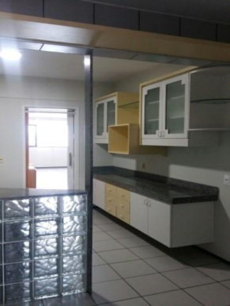 Imagem Imóvel com 3 Quartos à Venda, 155 m² em Cocó - Fortaleza Imagem Imóvel com 3 Quartos à Venda, 155 m² em Cocó - Fortaleza