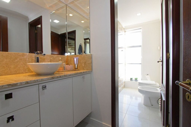 Imagem Cobertura com 3 Quartos à Venda, 282 m² em Bela Vista - Porto Alegre Imagem Cobertura com 3 Quartos à Venda, 282 m² em Bela Vista - Porto Alegre