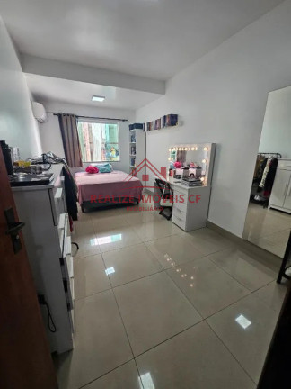 Imagem Casa com 5 Quartos à Venda, 200 m² em Parque Burle - Cabo Frio