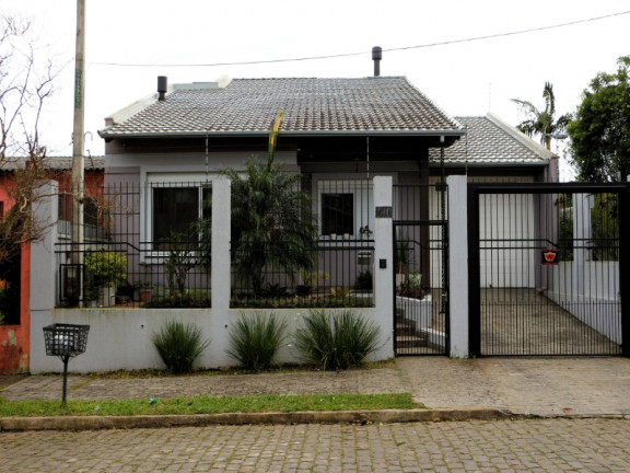 Casa com 3 Quartos à Venda, 195 m² em Protásio Alves - Porto Alegre