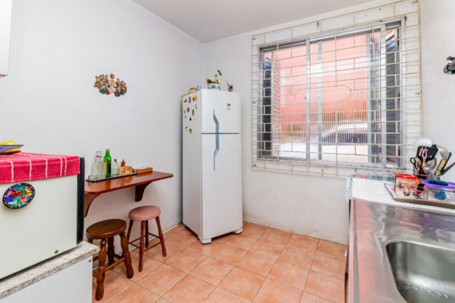 Imagem Imóvel com 4 Quartos à Venda, 74 m² em Petrópolis - Porto Alegre Imagem Imóvel com 4 Quartos à Venda, 74 m² em Petrópolis - Porto Alegre