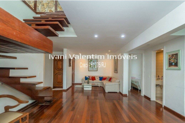 Imagem Cobertura com 3 Quartos à Venda, 369 m² em Barra Da Tijuca - Rio De Janeiro