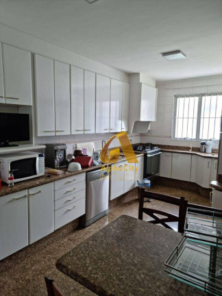 Imagem Casa com 5 Quartos à Venda ou Locação, 700 m² em Alphaville - Barueri Imagem Casa com 5 Quartos à Venda ou Locação, 700 m² em Alphaville - Barueri