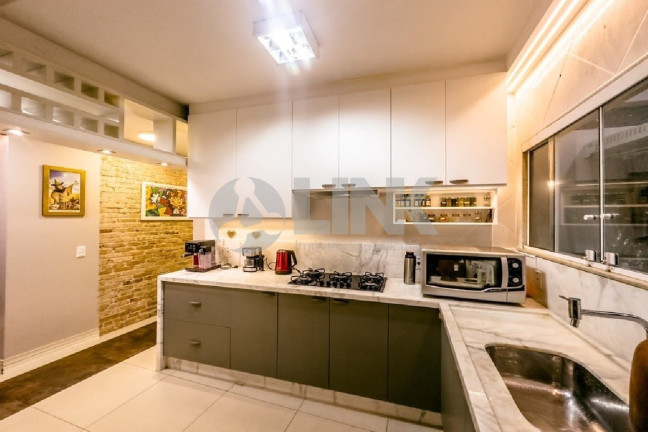 Imagem Apartamento com 2 Quartos à Venda, 100 m² em Rio Branco - Porto Alegre Imagem Apartamento com 2 Quartos à Venda, 100 m² em Rio Branco - Porto Alegre