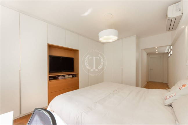 Imagem Apartamento com 3 Quartos à Venda, 198 m² em Itaim Bibi - São Paulo Imagem Apartamento com 3 Quartos à Venda, 198 m² em Itaim Bibi - São Paulo