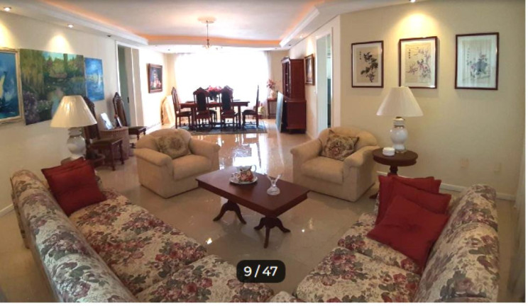 Imagem Casa com 3 Quartos à Venda, 360 m² em Camobi - Santa Maria