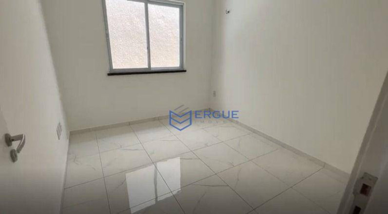 Imagem Casa com 3 Quartos à Venda, 180 m² em Parque Havaí - Eusébio