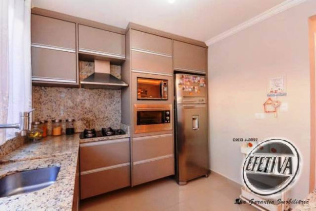 Imagem Casa com 4 Quartos à Venda, 372 m² em Guabirotuba - Curitiba Imagem Casa com 4 Quartos à Venda, 372 m² em Guabirotuba - Curitiba
