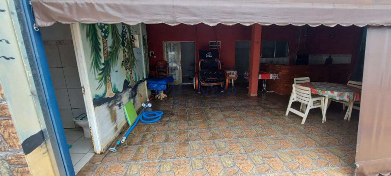 Imagem Casa com 1 Quarto à Venda, 250 m² em Jardim Veneza - Pirassununga Imagem Casa com 1 Quarto à Venda, 250 m² em Jardim Veneza - Pirassununga