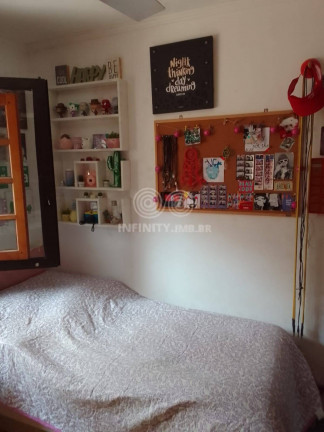 Imagem Casa com 5 Quartos à Venda, 190 m² em Vila Diva - Carapicuíba Imagem Casa com 5 Quartos à Venda, 190 m² em Vila Diva - Carapicuíba