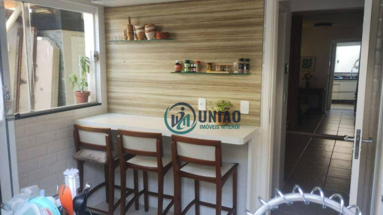 Imagem Casa com 3 Quartos à Venda, 137 m² em Badu - Niterói